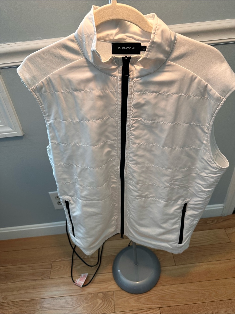Bugatchi White Quilted Vest with Black Zip Detail